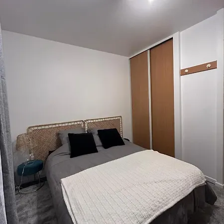 Studio In Les Moulineaux Issy-les-Moulineaux